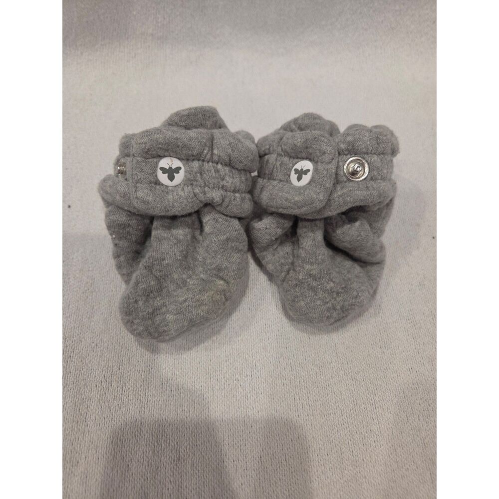 Burt's Bees Baby Organic Cotton Quilted Bee Booties Gray Stay on Socks 3-6Months